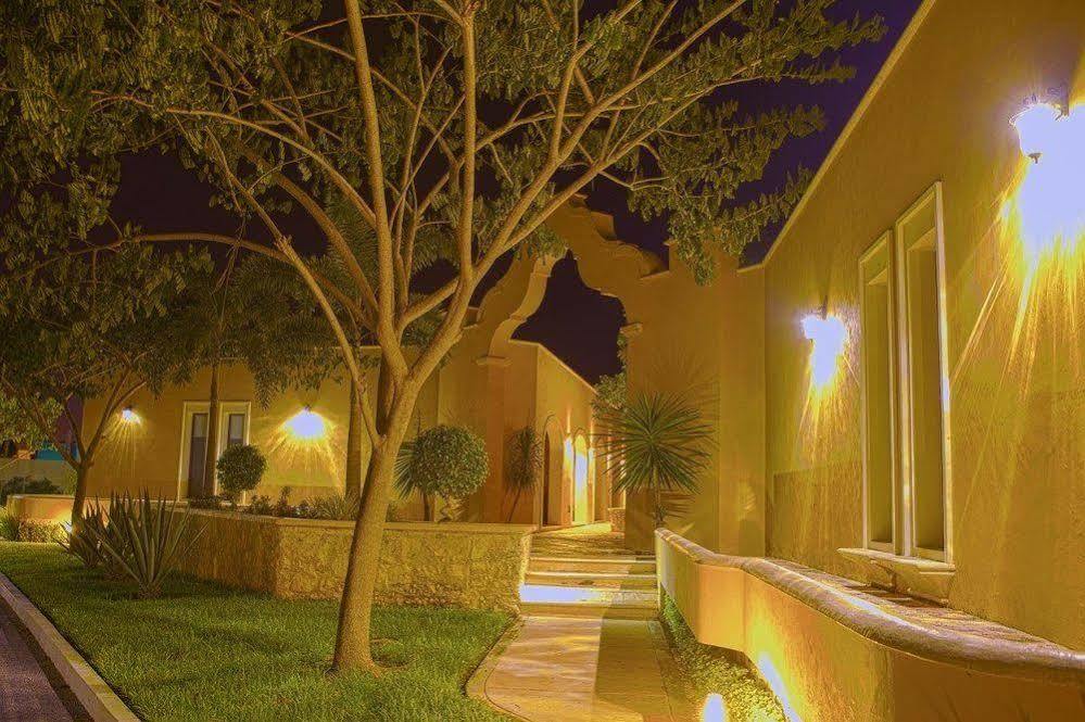 Tecnohotel Valladolid バリャドリッド エクステリア 写真