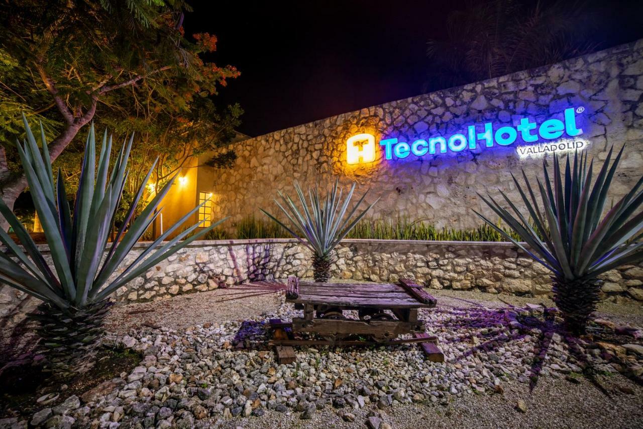 Tecnohotel Valladolid バリャドリッド エクステリア 写真